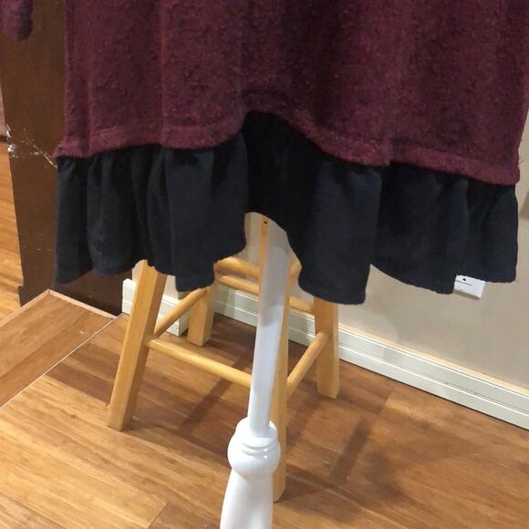 August Moon Maroon 3/4 Sleeve Top Blouse Split Back Bow Layered size M - Picture 5 of 8